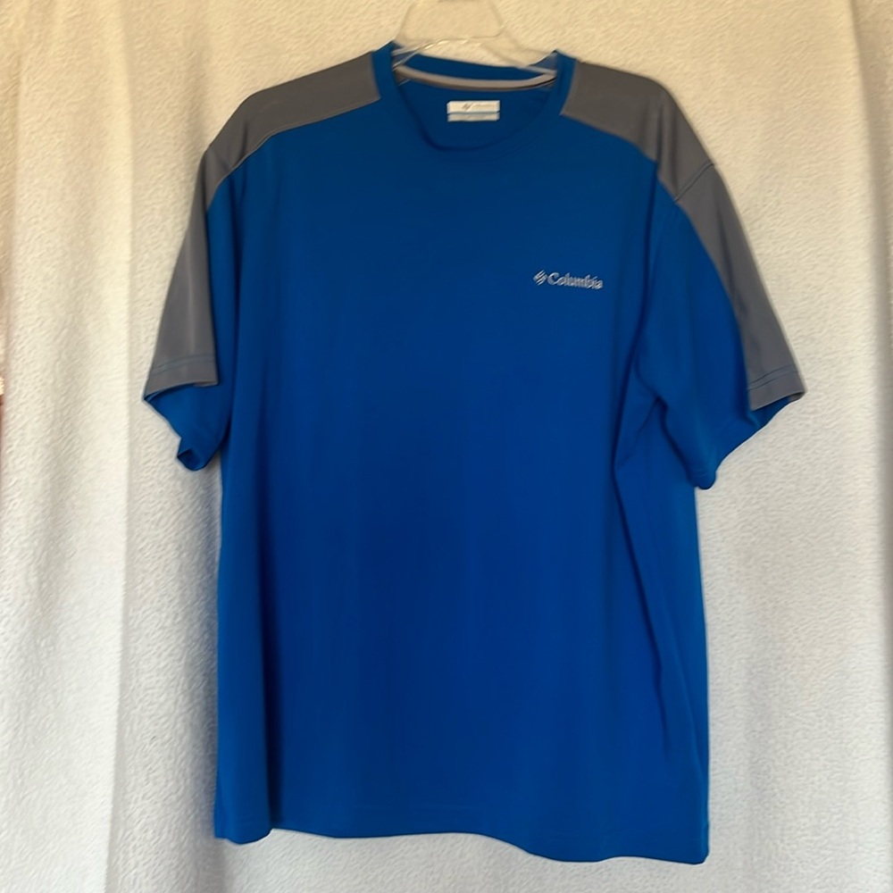 Men’s Columbia dry fit tee